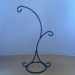 Double-Hook Iron Stand